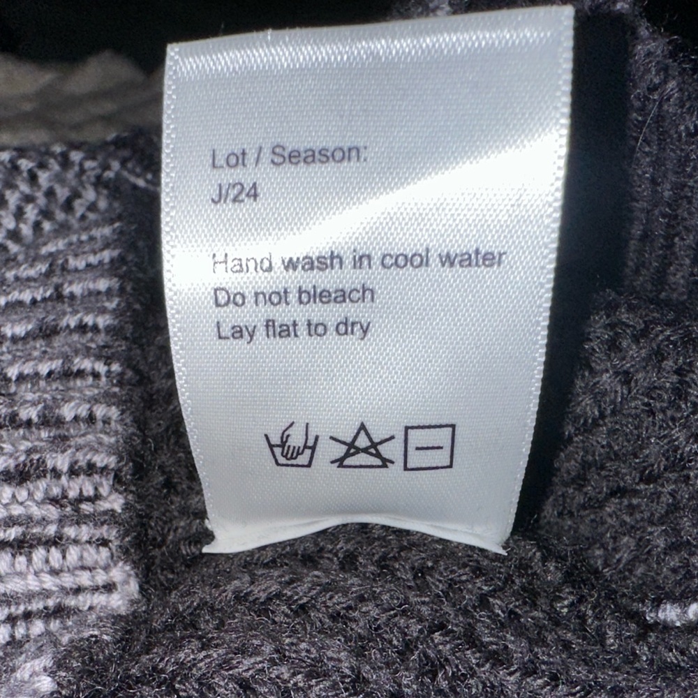 New R13 Reverse Printed Oversize Merino Wool Sweater Shit Happens Size Small XS - Picture 8 of 11